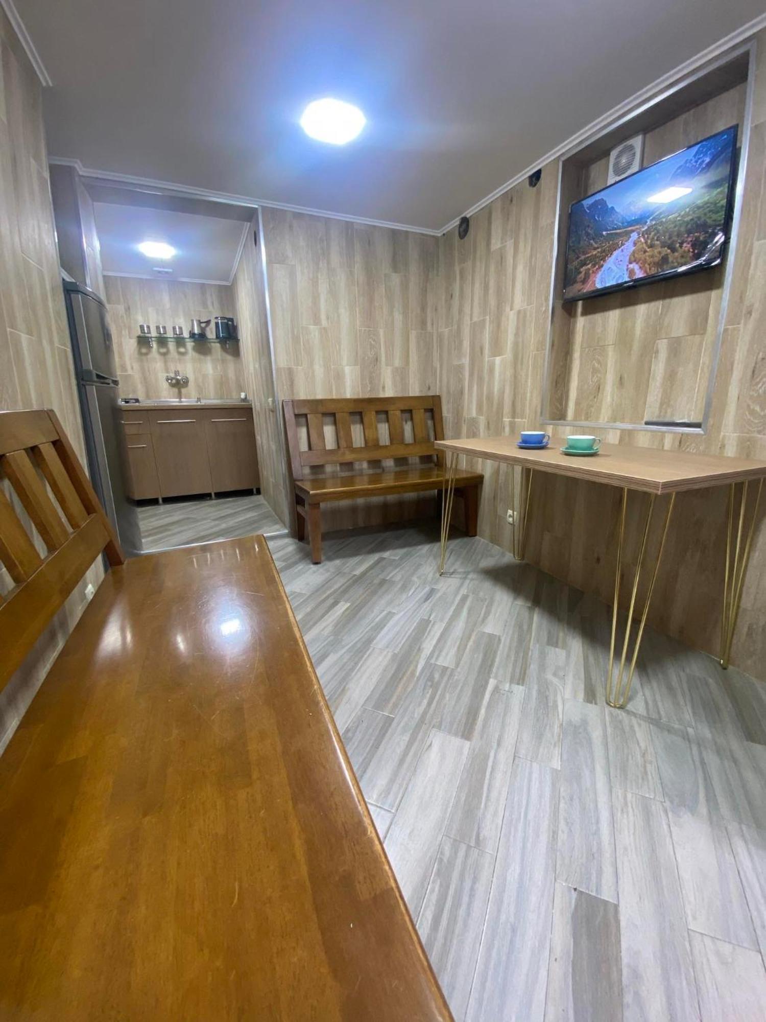 Hotel Varla Kutaisi Bagian luar foto